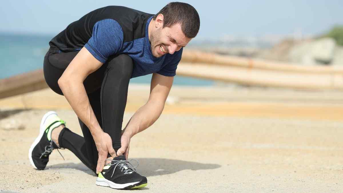 Como saber se rompi o ligamento do tornozelo?